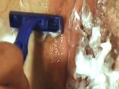 Mom Shaving Her Big Pussy Free Her Pussy Porn 3e Xhamster